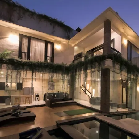 Seminyak Sky-Villa 3- 8 Bedroom Brilliant Location Between Beach To Shopping