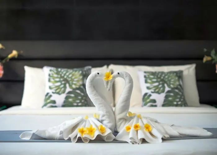 Sky-villa 3- 8 Bedroom Brilliant Location Between To Shopping 塞米亚克