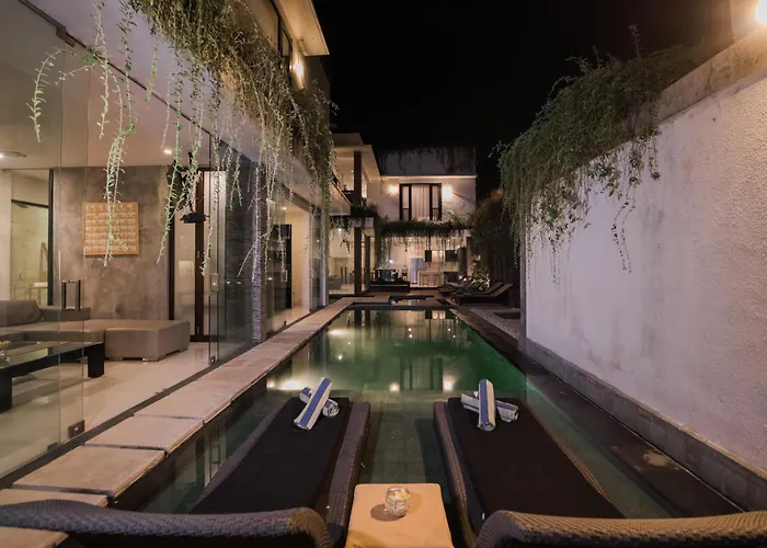 Sky-villa 3- 8 Bedroom Brilliant Location Between To Shopping 别墅 *