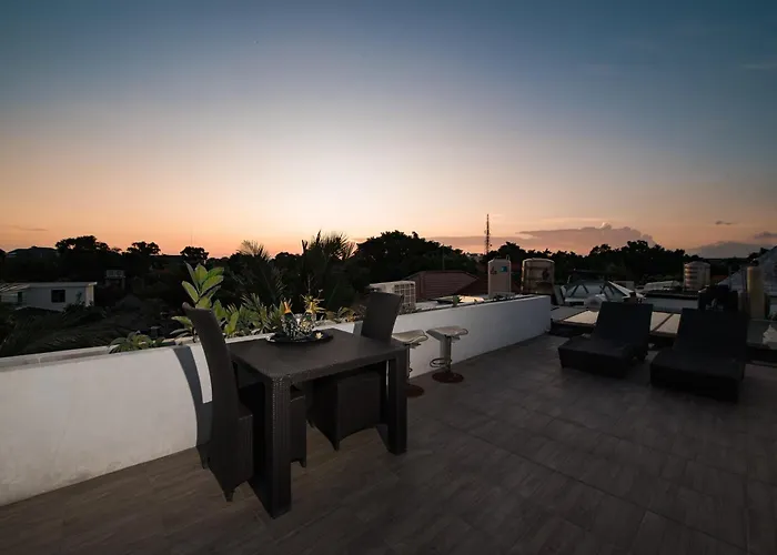 别墅 Sky-villa 3- 8 Bedroom Brilliant Location Between To Shopping
